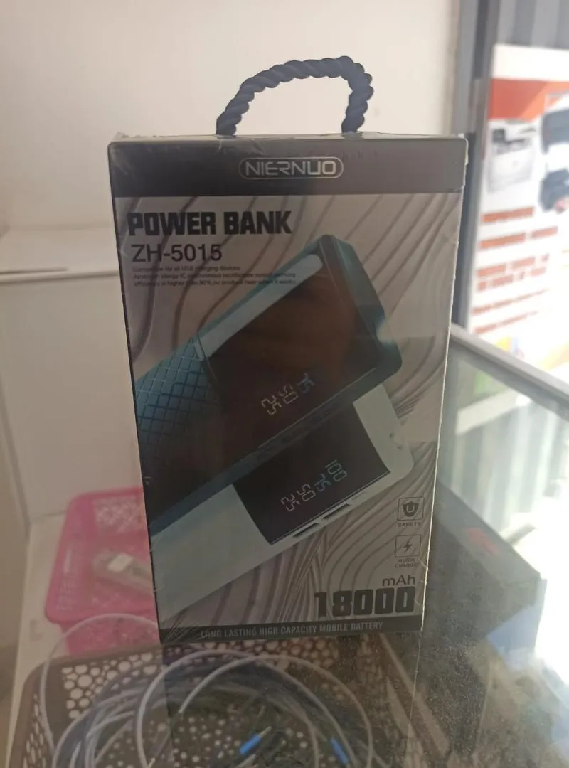 Liquidation de stock d'accessoires PC et téléphone