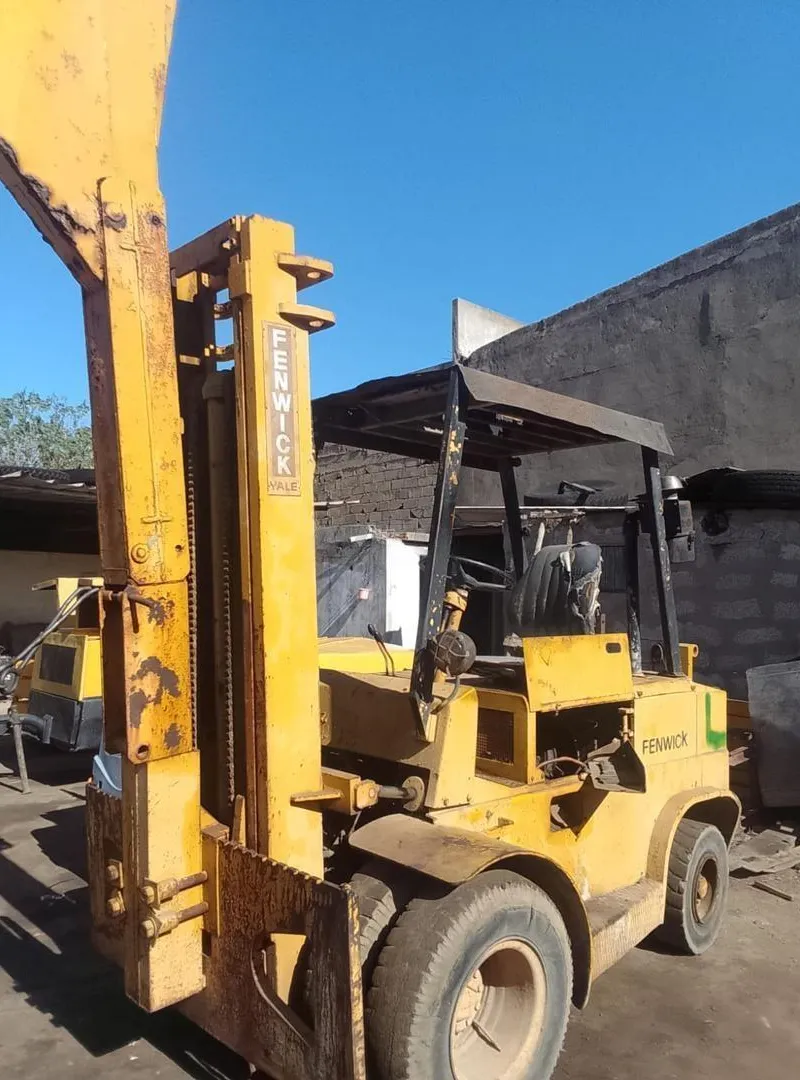 Chariot élévateur 3 tonnes