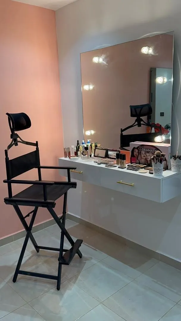 Chaise et Miroir Makeup Artist